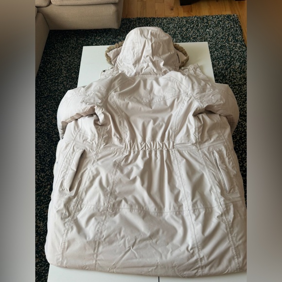 North Face Jacket - ladies’ small - goose down - Picture 3 of 9